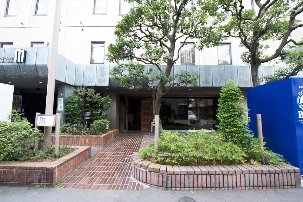Hotel Empire in Shinjuku Tokyo Bagian luar foto